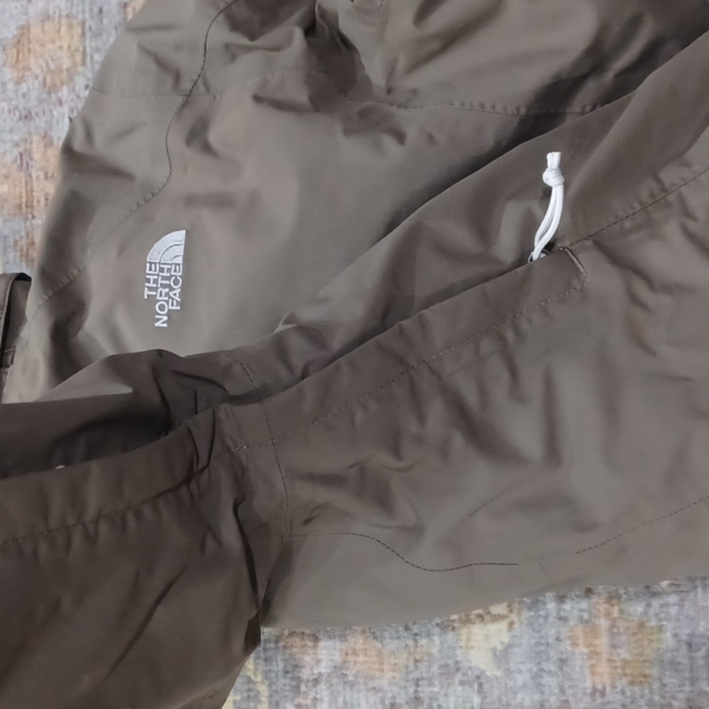 The North Face Hyvent Jacket - Picture 5 of 10